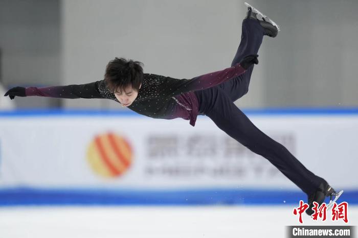十四冬花样滑冰收官金博洋夺金 福建冰壶摘银