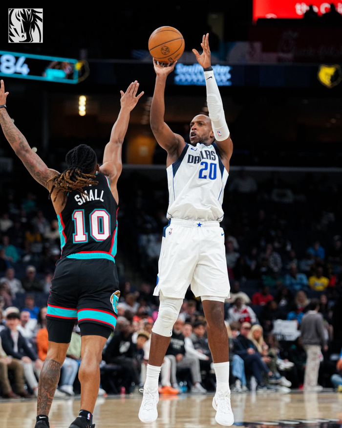 米德尔顿35分创历史纪录 成最年长替补球员