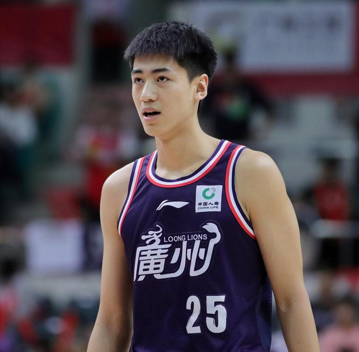 辽宁男篮瞄准刘金雨引援 21岁锋线新星或助球队