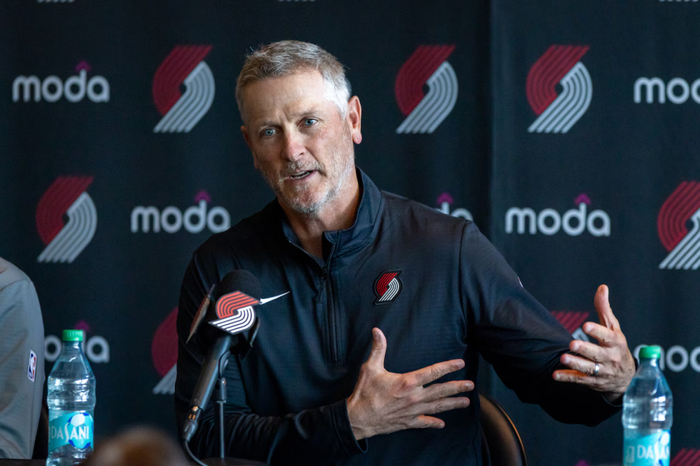 NBA总裁力挺开拓者老板邓顿：成本控制策略引发